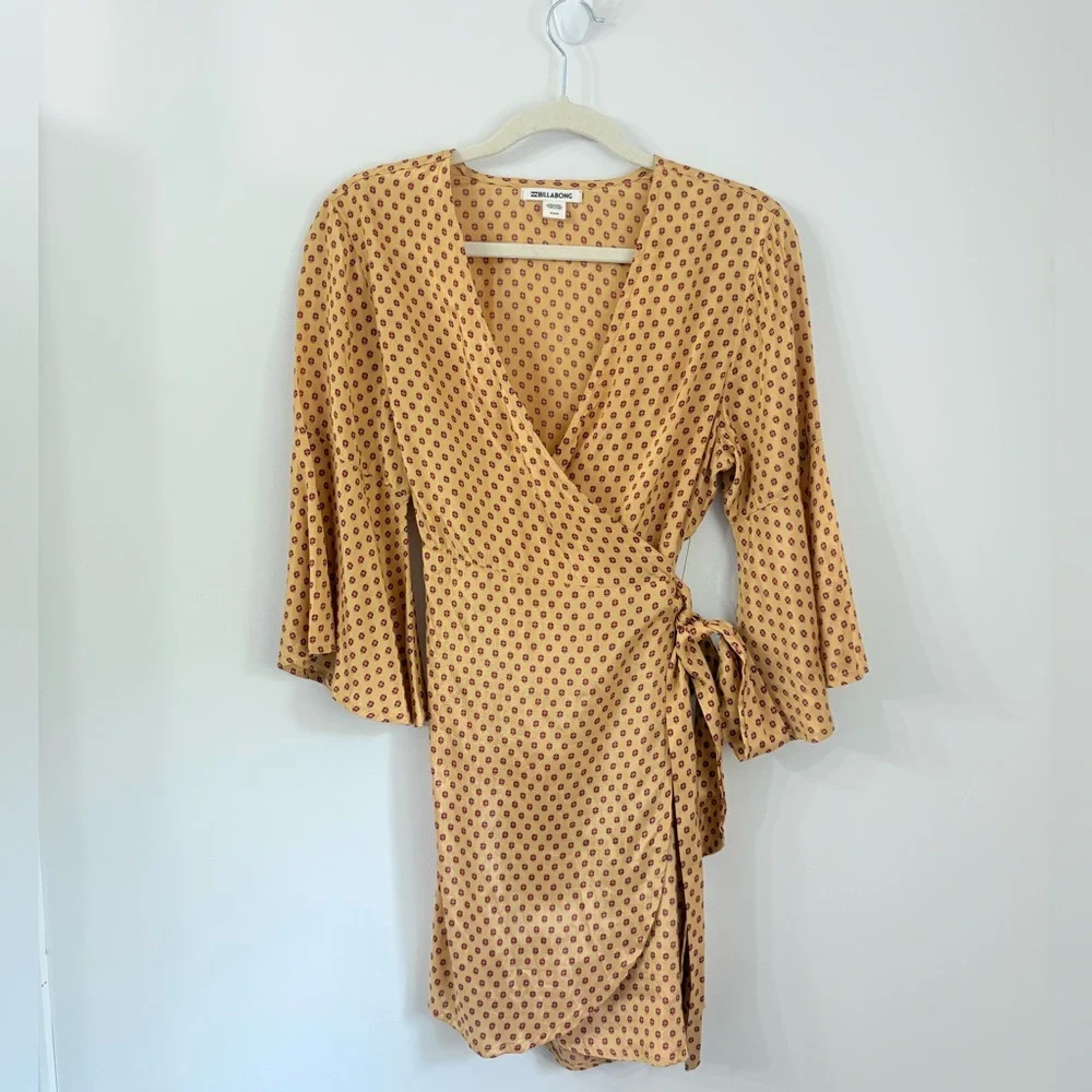 Billabong Divine Day Golden 70's Vibe Wrap Mini Dress Bell Sleeve Womens sz M - Picture 2 of 8